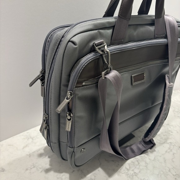 Briggs & Riley Large Expandable Briefcase Work Model KB437X-10 In Gray - Picture 6 of 14